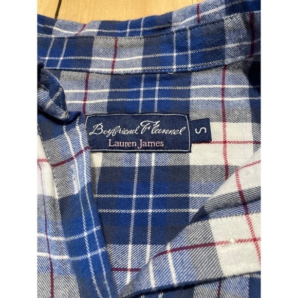Women's Lauren James Boyfriend Flannel button up shirt. Blue Plaid. Size Small. - Picture 2 of 5